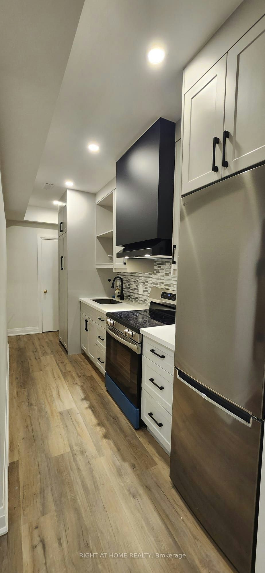 (Basement)-61 Isaiah Drive W, Vaughan, ON, L4H 0T4 - 3