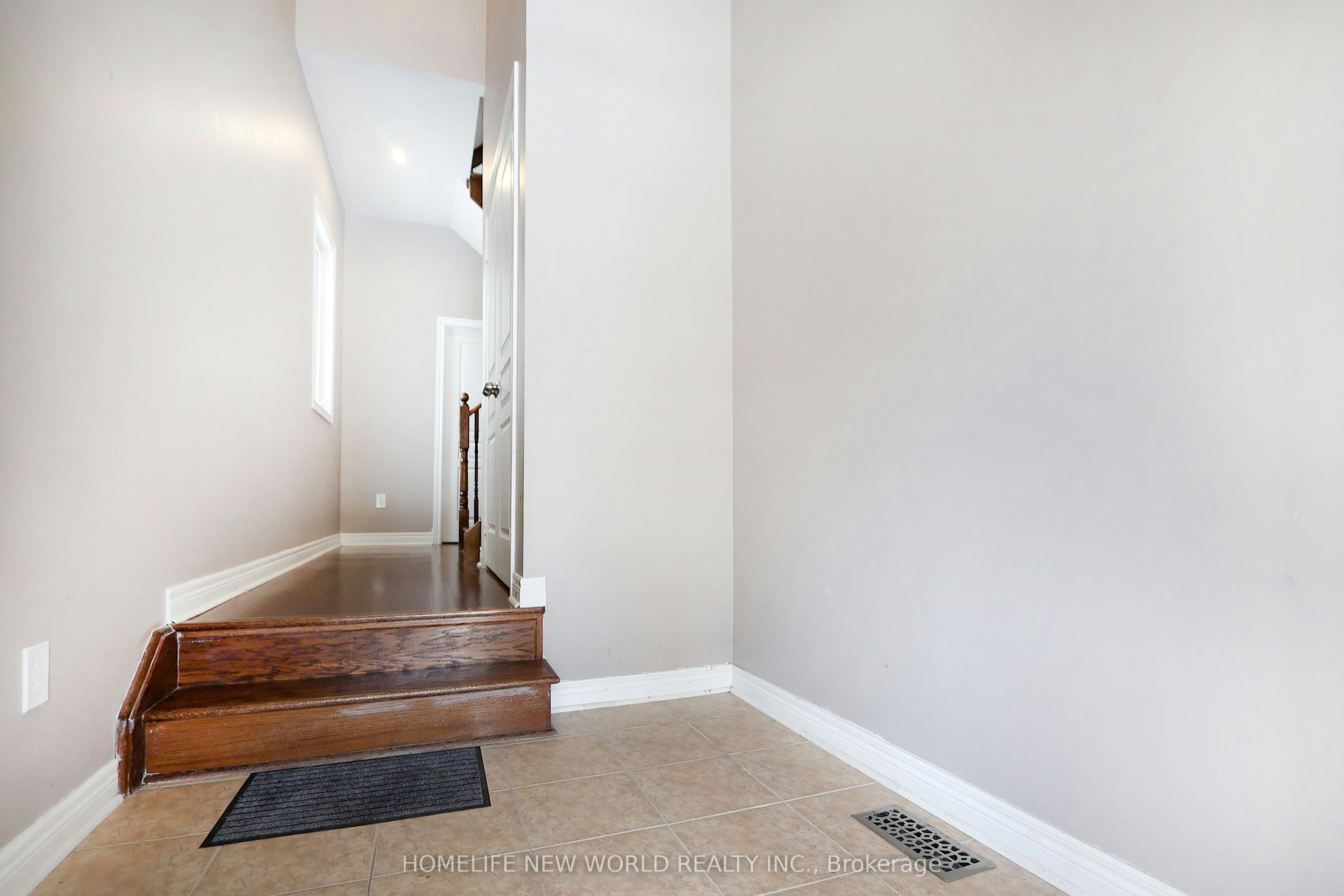 2nd Master Bedroom-41 Pulpwood Crescent, Richmond Hill, ON, L4E 0V1 - 8