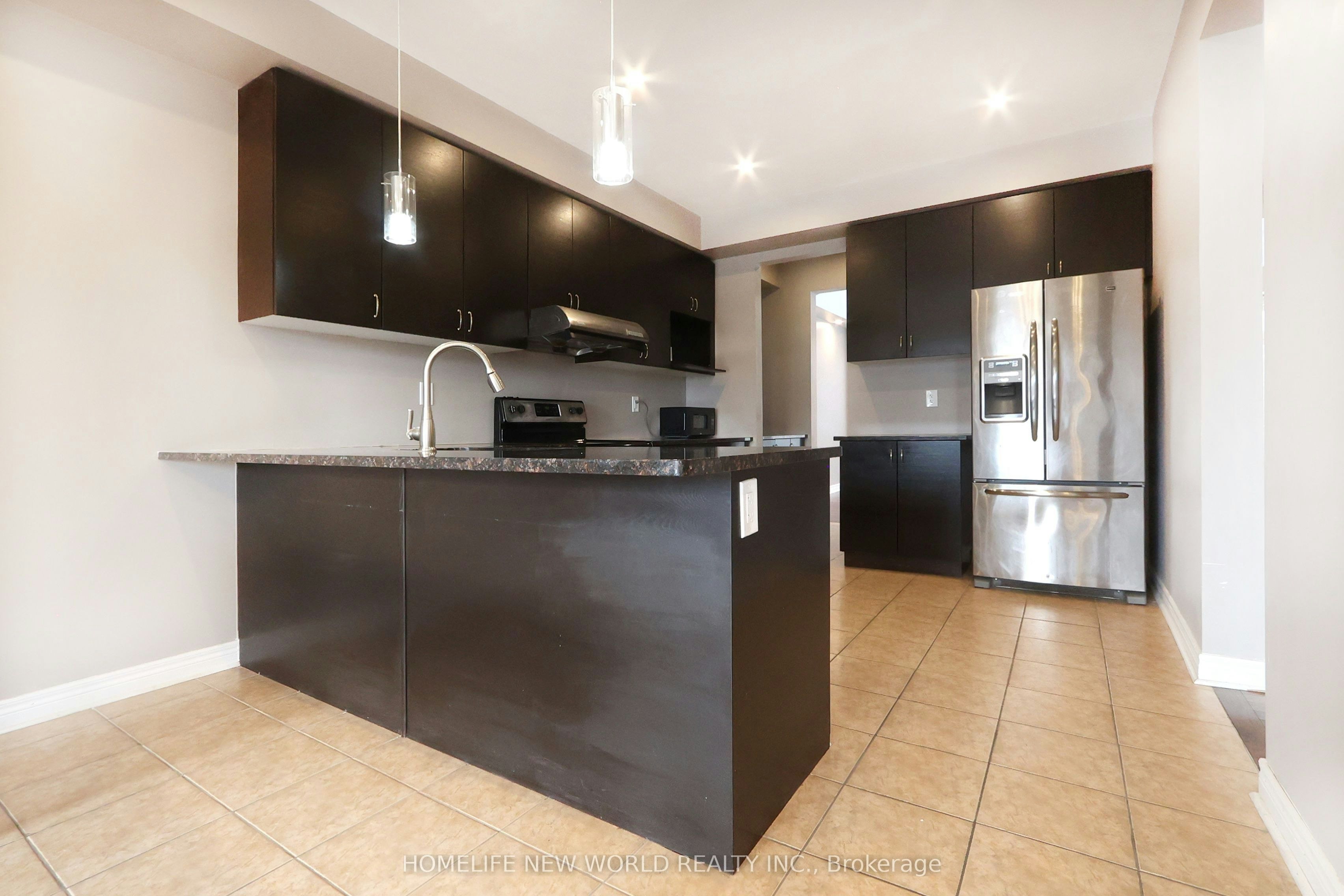 2nd Master Bedroom-41 Pulpwood Crescent, Richmond Hill, ON, L4E 0V1 - 20