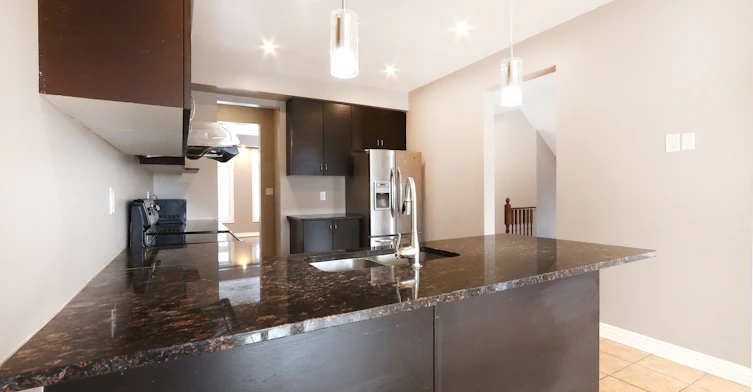 2nd Master Bedroom-41 Pulpwood Crescent, Richmond Hill, ON, L4E 0V1 - 22