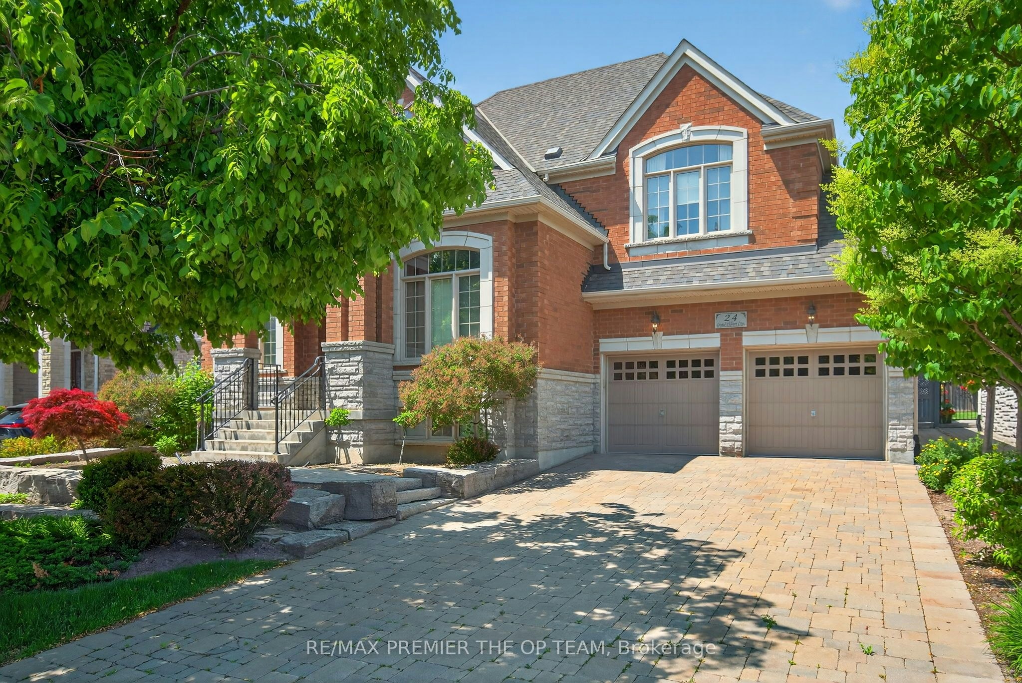 24 Grand Vellore Crescent, Vaughan, ON, L4H 0N8