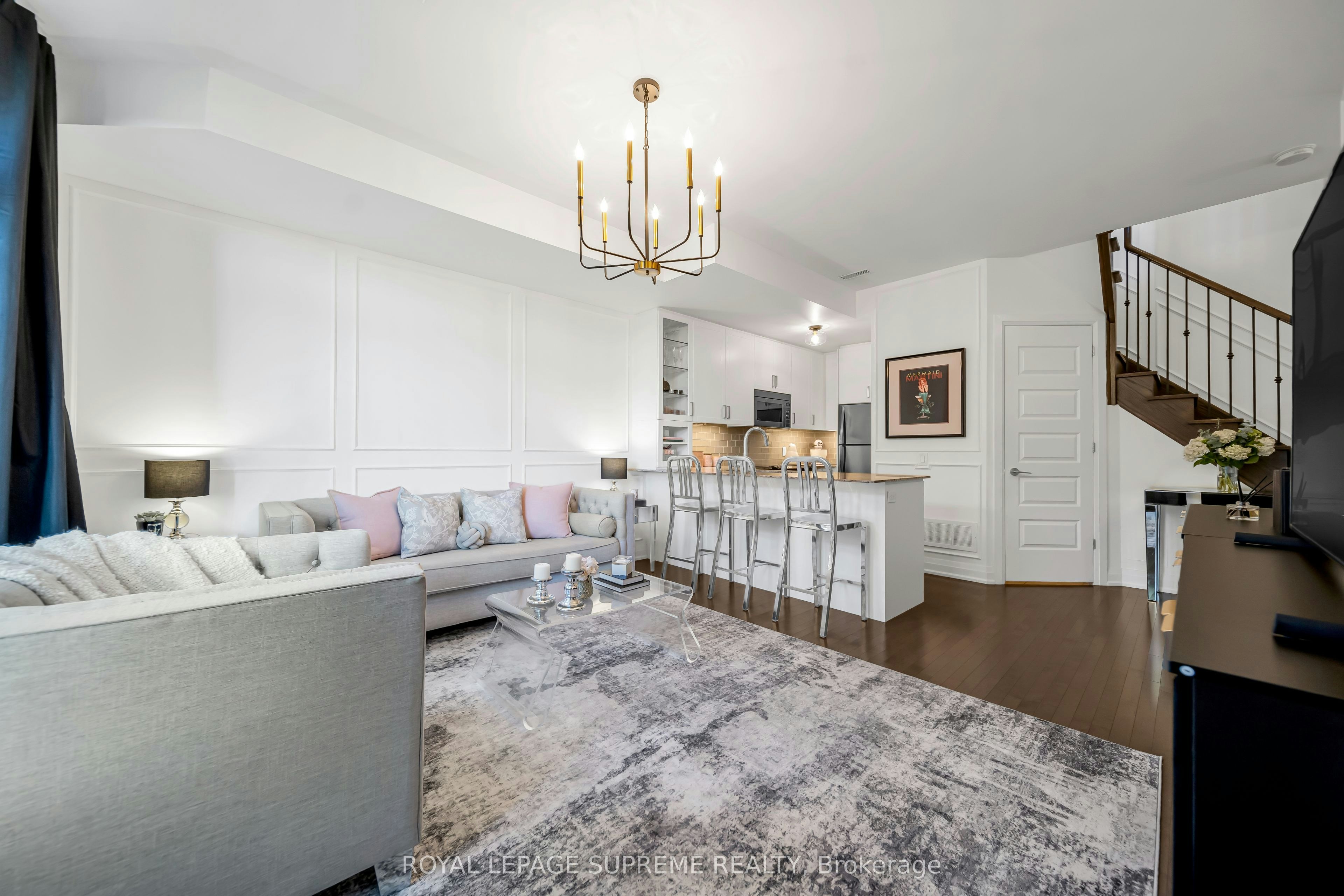 43-8167 Kipling Avenue, Vaughan, ON, L4L 0G4