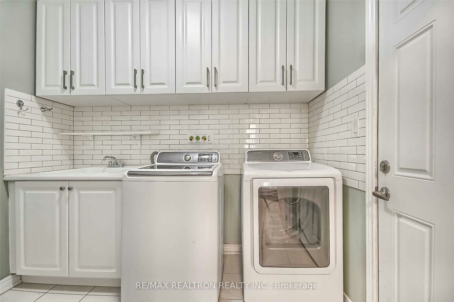 125 Holst Avenue, Markham, ON, L6C 0R6 - 35