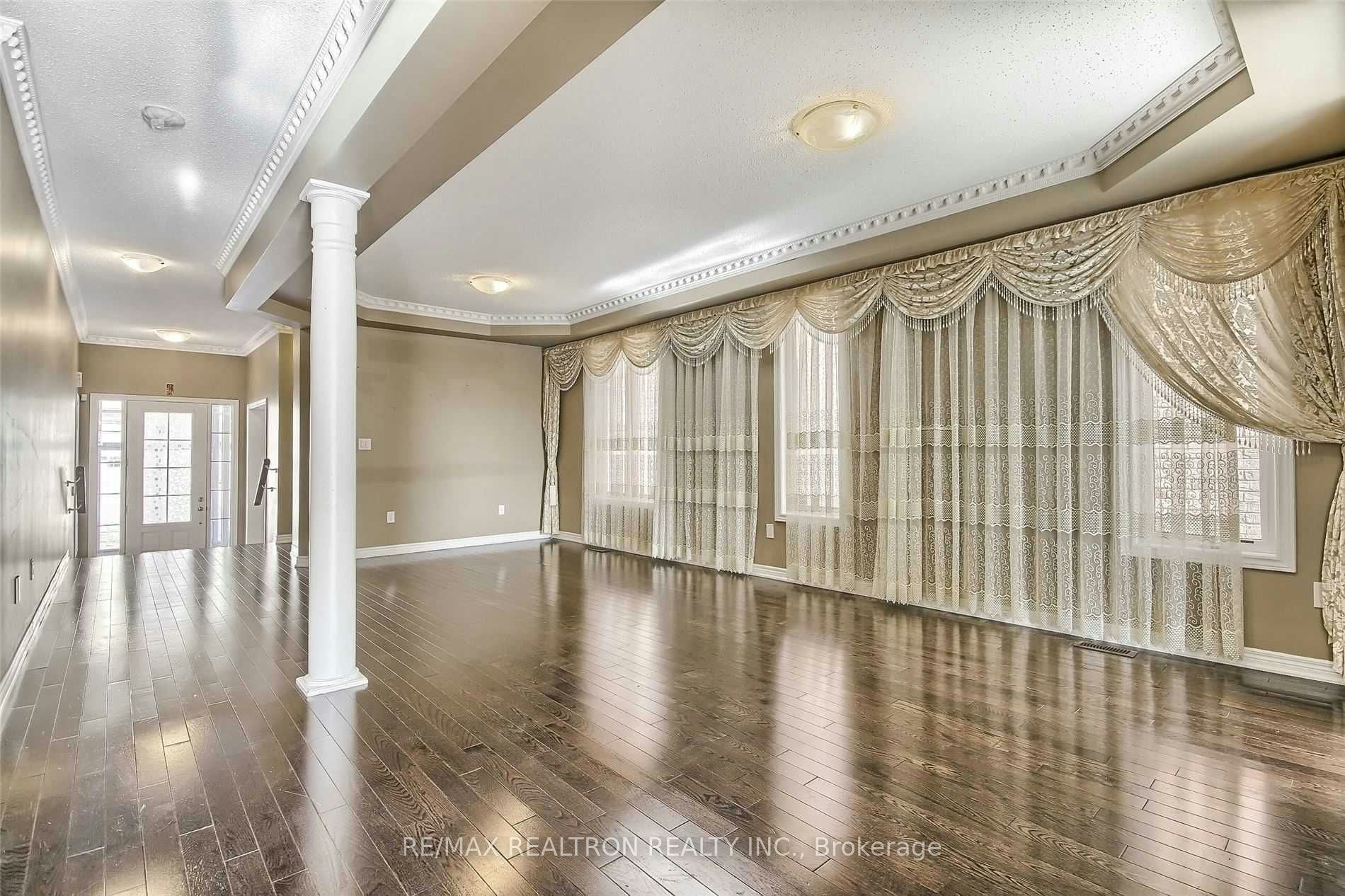 125 Holst Avenue, Markham, ON, L6C 0R6 - 13