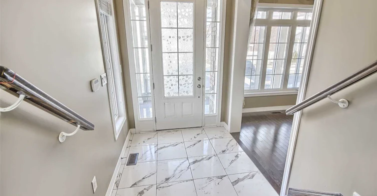 125 Holst Avenue, Markham, ON, L6C 0R6 - 2