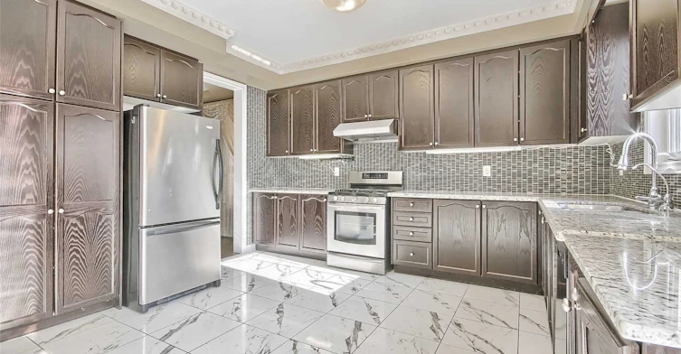 125 Holst Avenue, Markham, ON, L6C 0R6 - 6