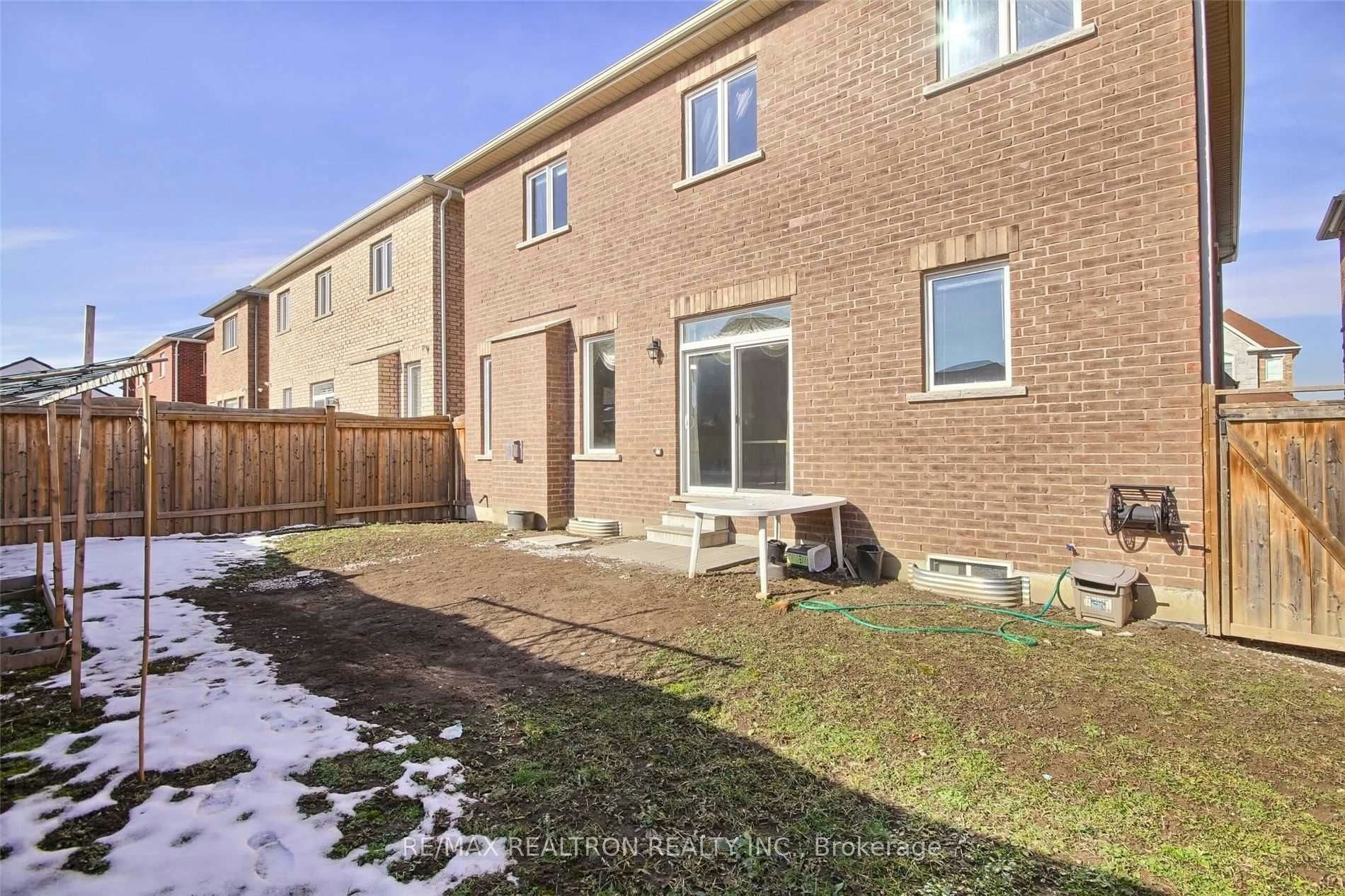 125 Holst Avenue, Markham, ON, L6C 0R6 - 38
