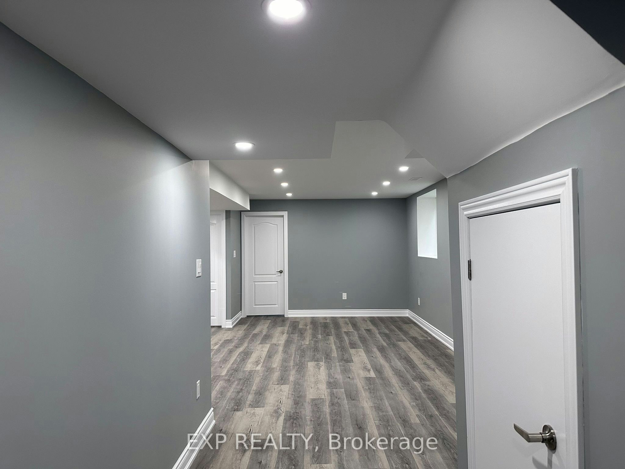31 Lorne Thomas Place, New Tecumseth, ON, L9R 0T8 - 3