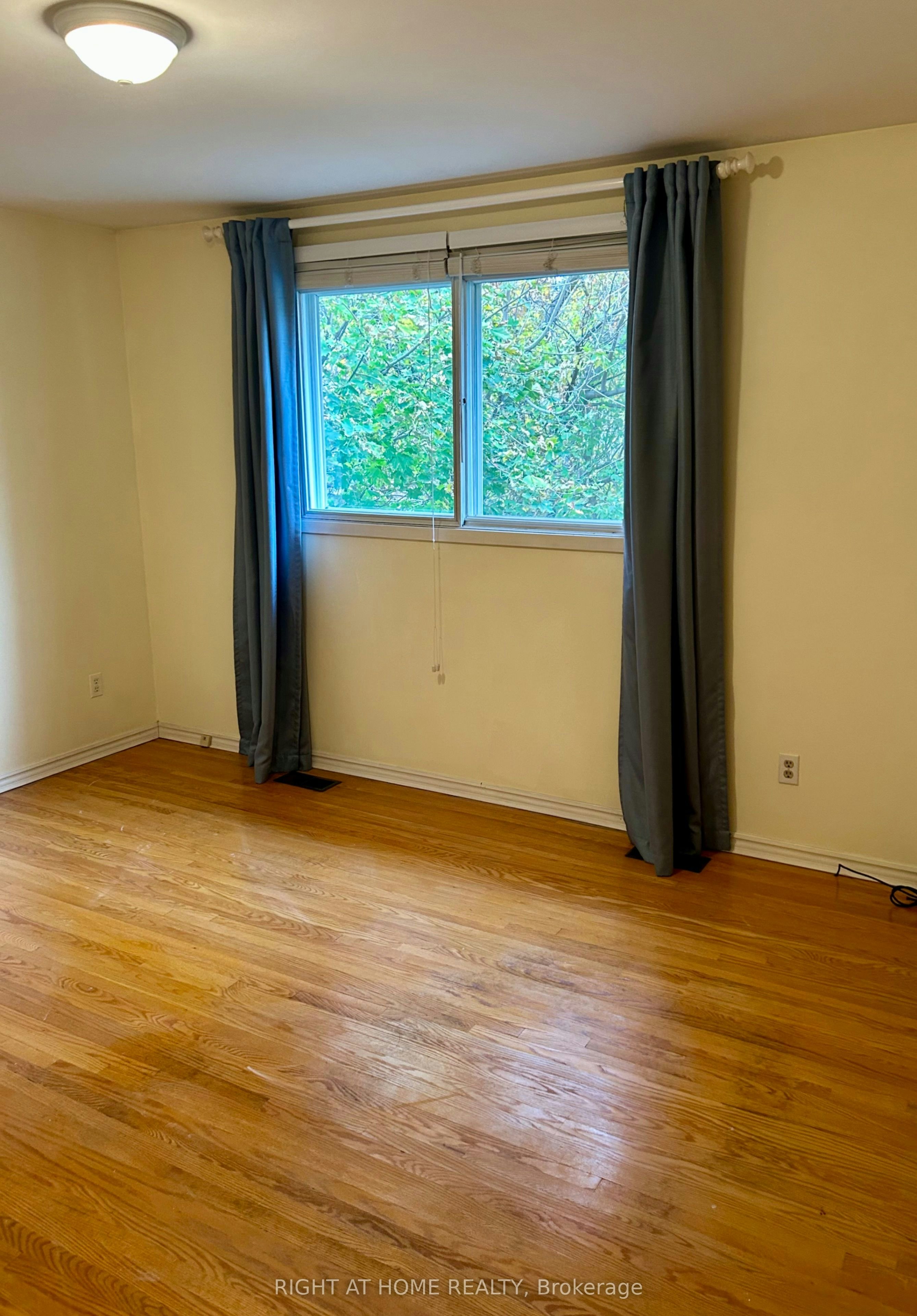 94 Southdale Drive, Markham, ON, L3P 1K2 - 11