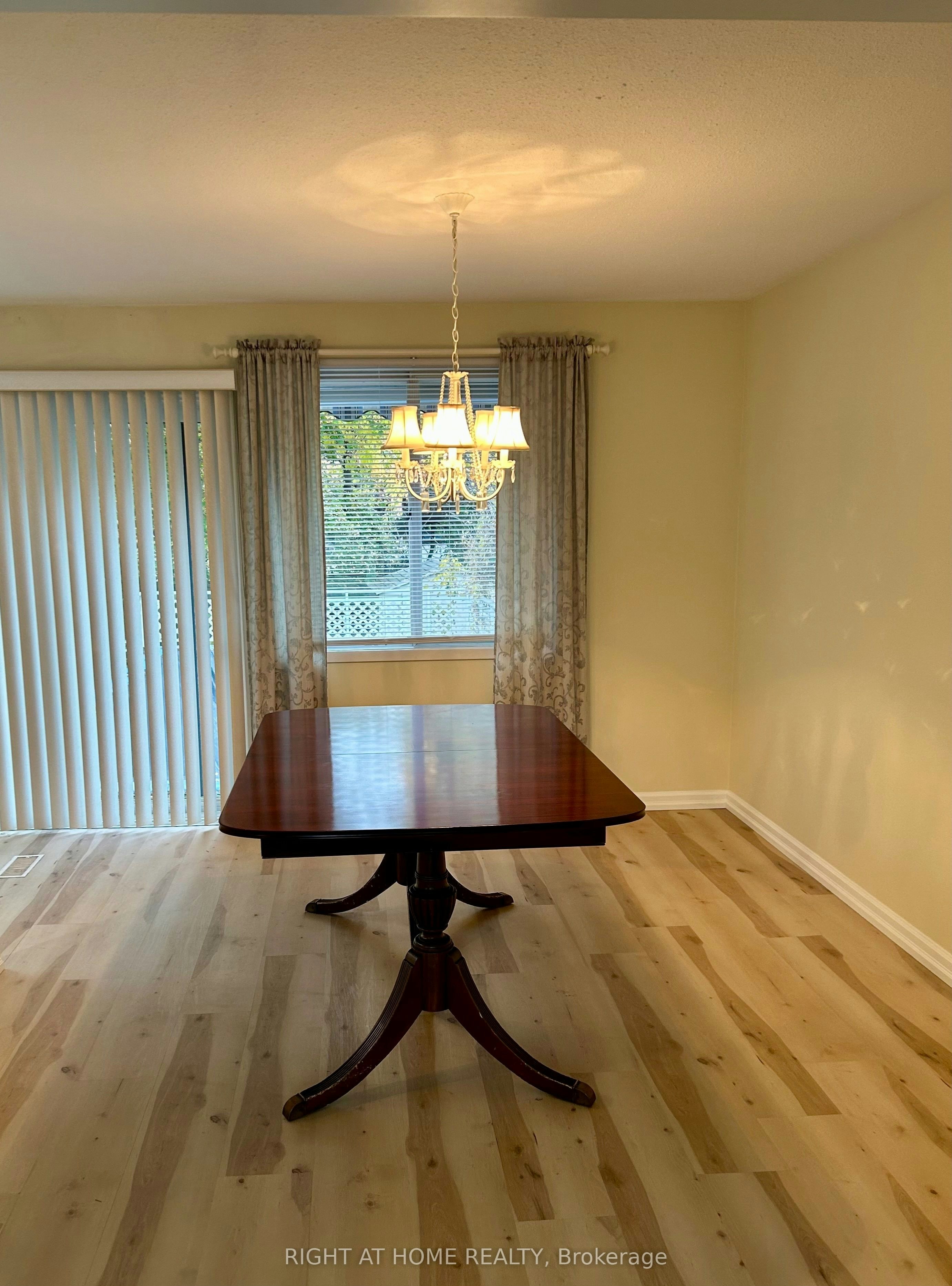 94 Southdale Drive, Markham, ON, L3P 1K2 - 8