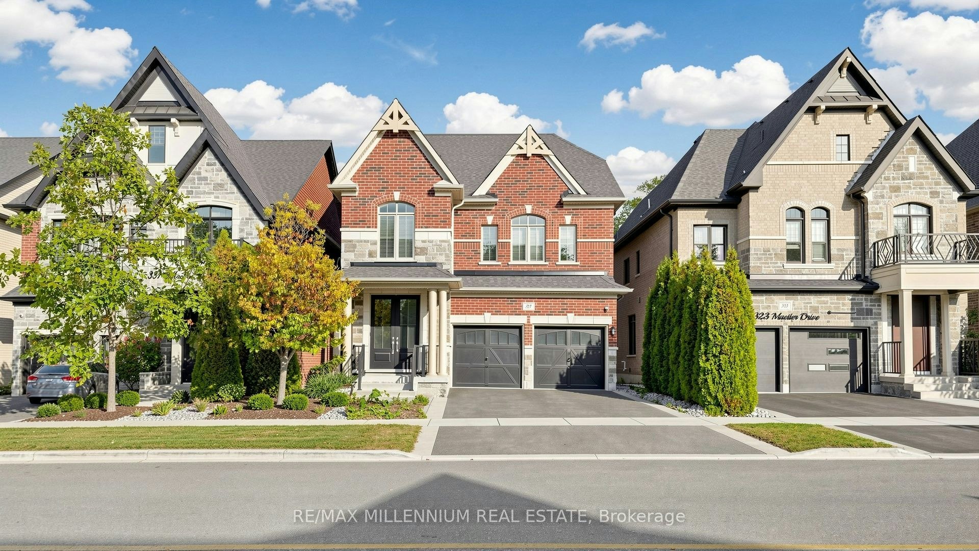 327 Mactier Drive, Vaughan, ON, L4H 4R1