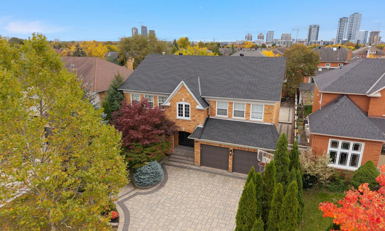 23 Charrington Crescent