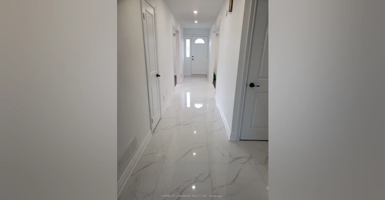 17 Maralim Road, Richmond Hill, ON, L4C 2K6 - 3