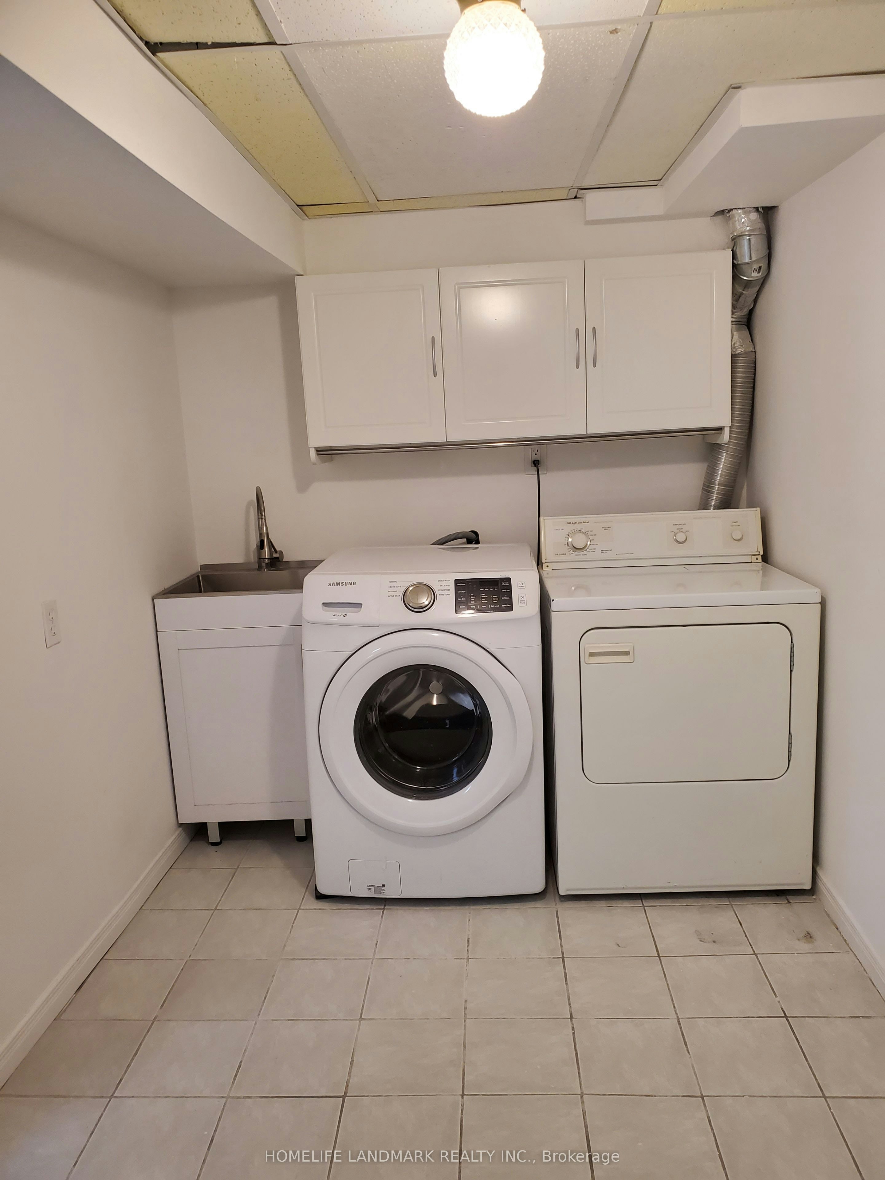 17 Maralim Road, Richmond Hill, ON, L4C 2K6 - 14
