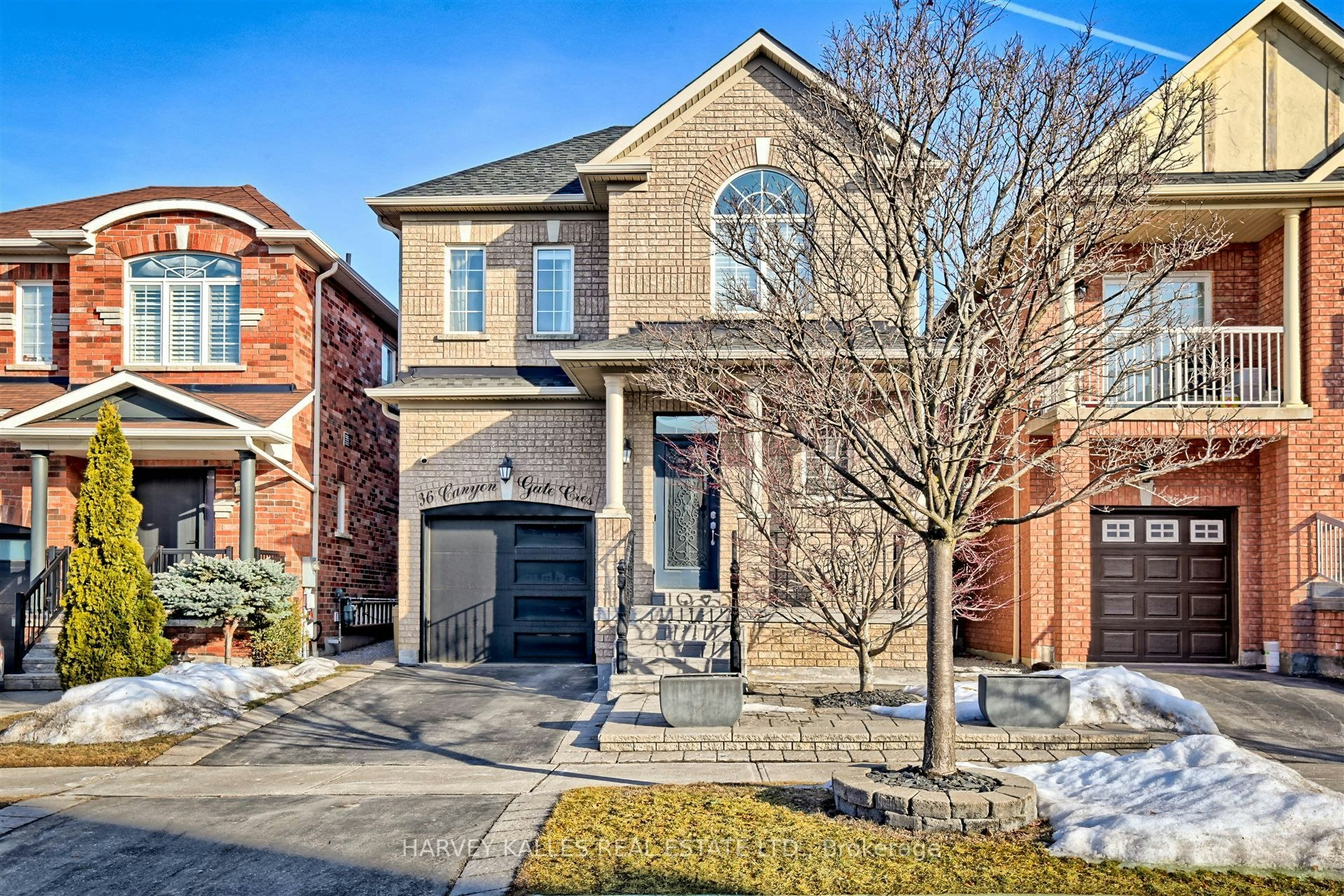 36 Canyon Gate Crescent, Vaughan, ON, L6A 0C2