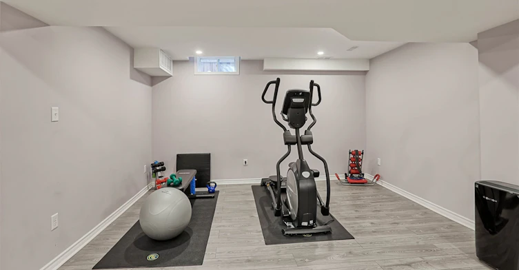 36 Canyon Gate Crescent, Vaughan, ON, L6A 0C2 - 32