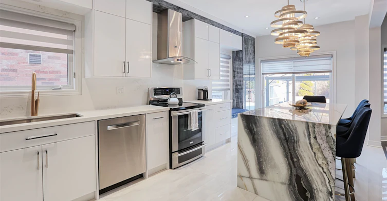 36 Canyon Gate Crescent, Vaughan, ON, L6A 0C2 - 12