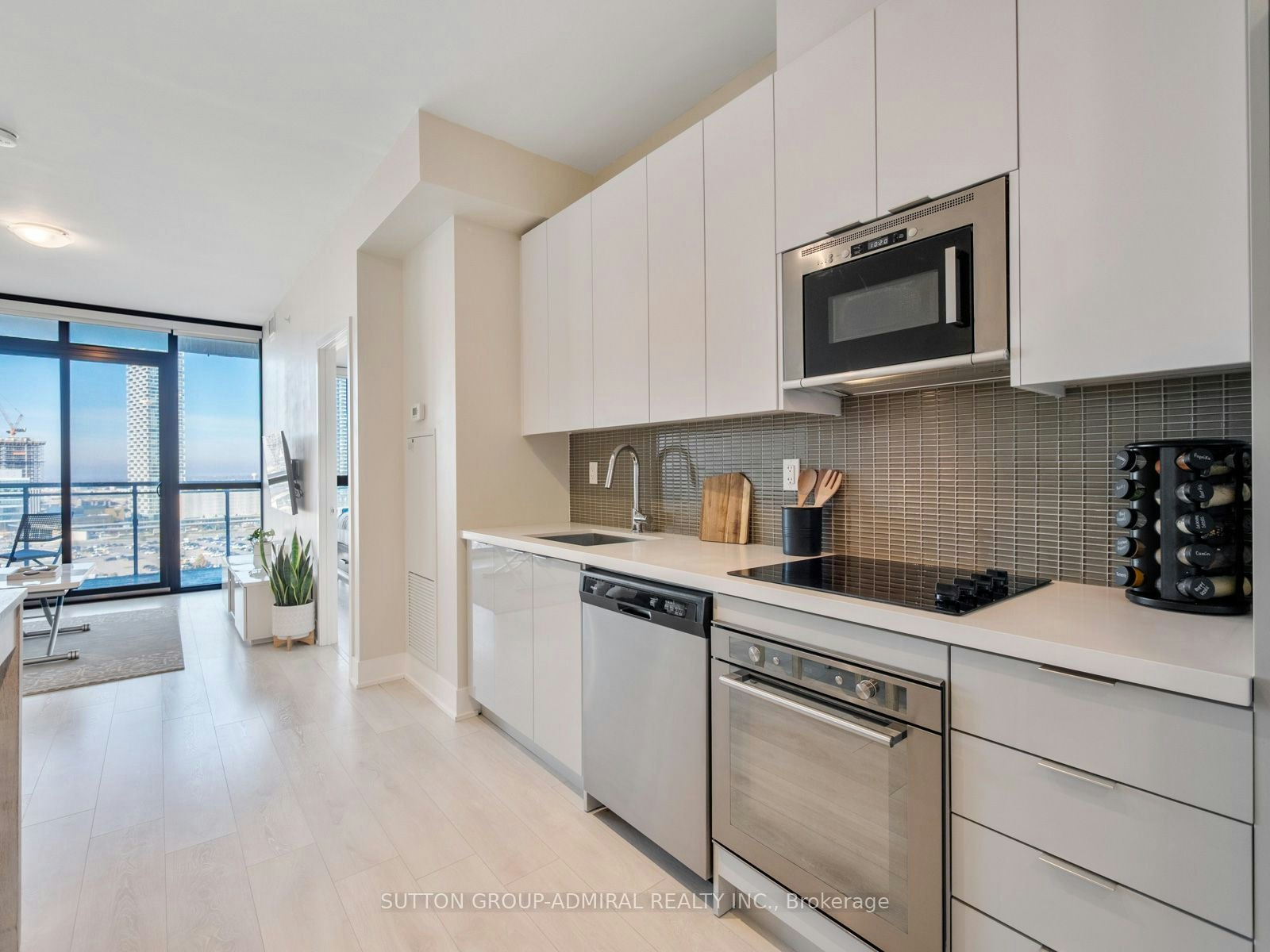 1305-2916 Highway 7 Road - 4