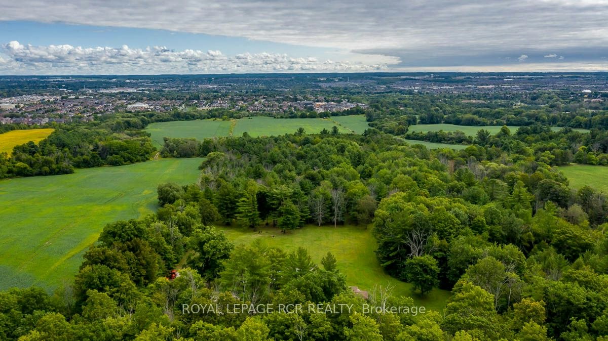 16365 Bathurst Street, Newmarket, ON, L7B 1K5
