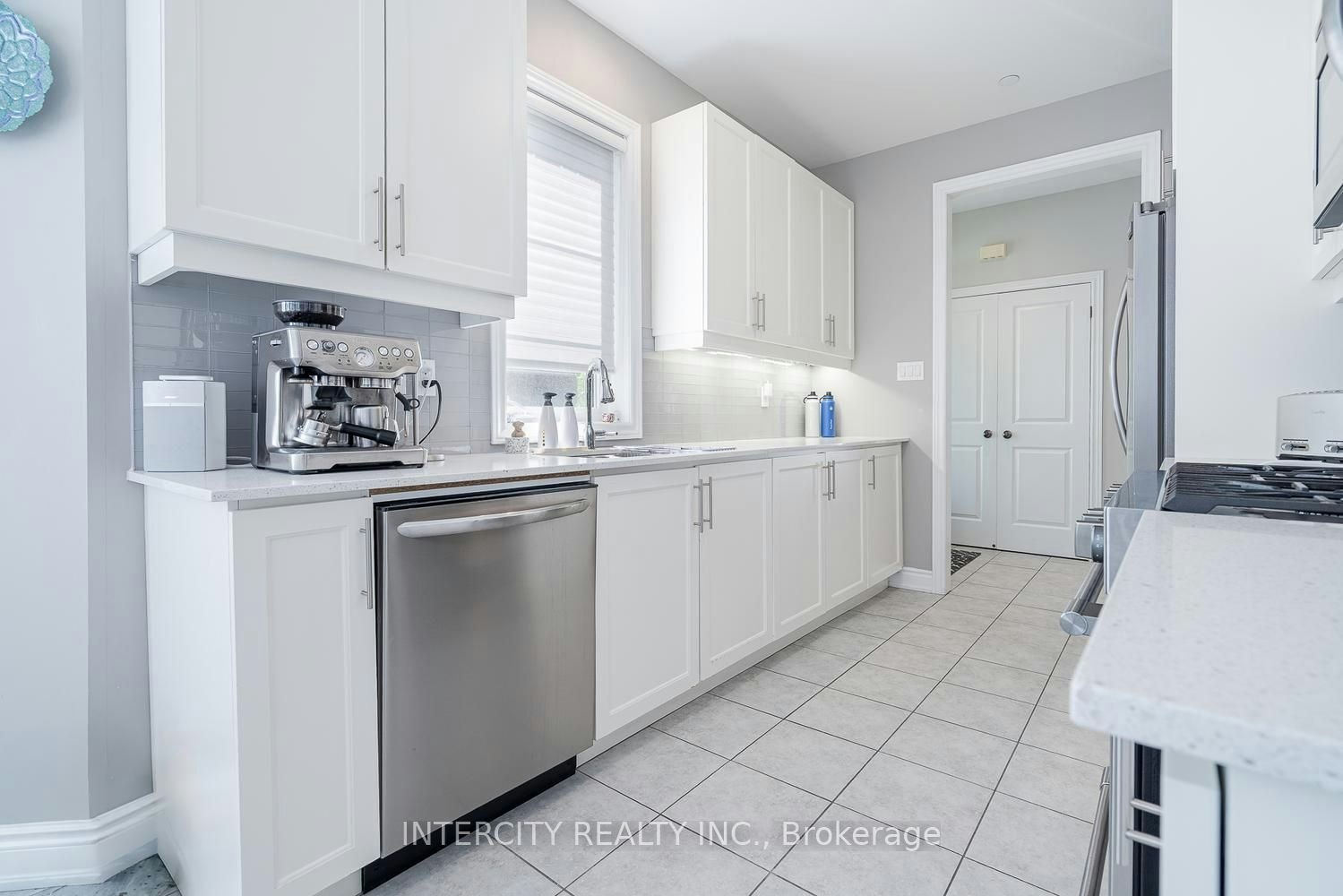 116-1331 Major Mackenzie Drive W, Vaughan, ON, L6A 4W4 - 9