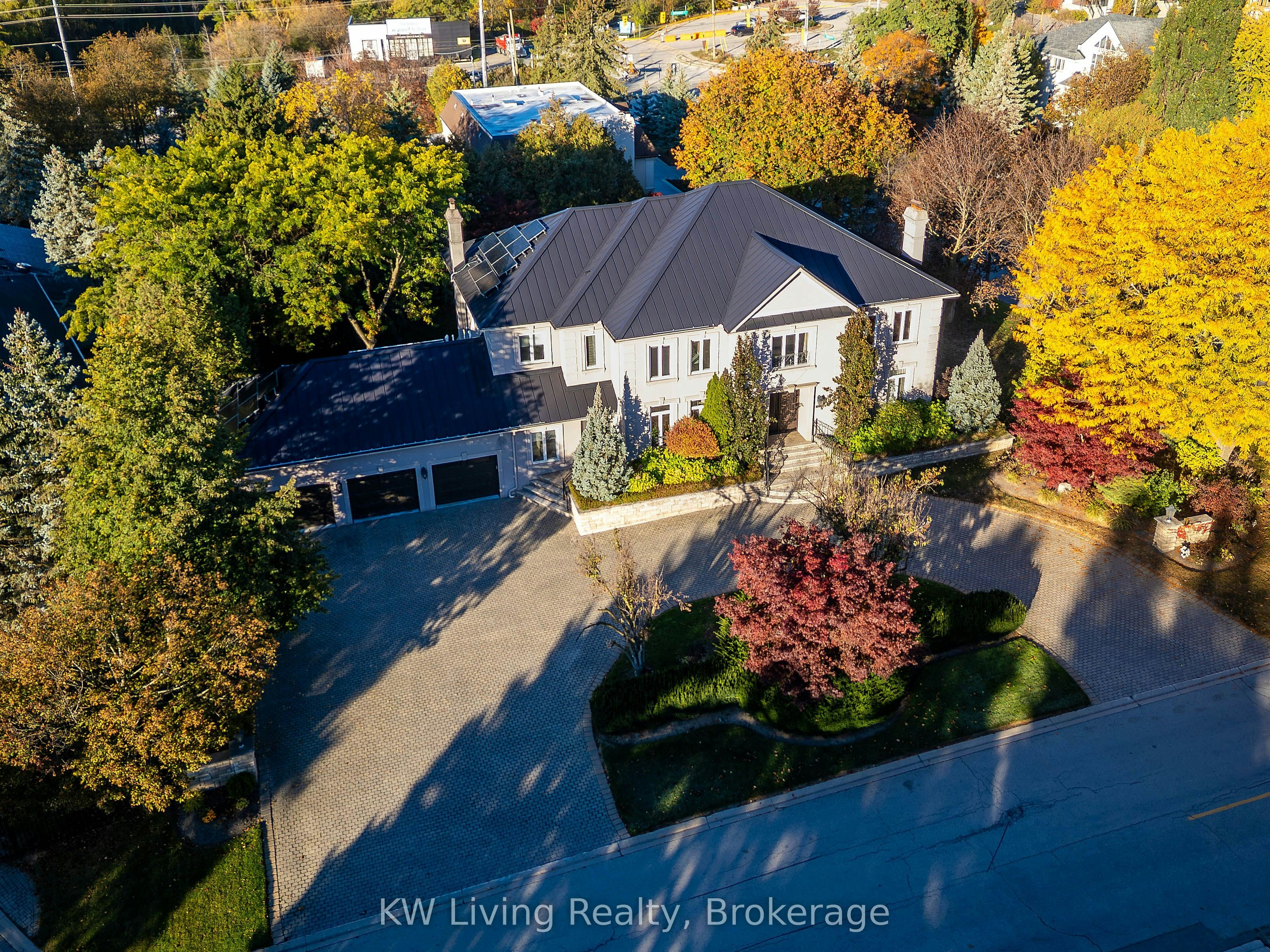 32 Moodie Drive, Richmond Hill, ON, L4C 8C4