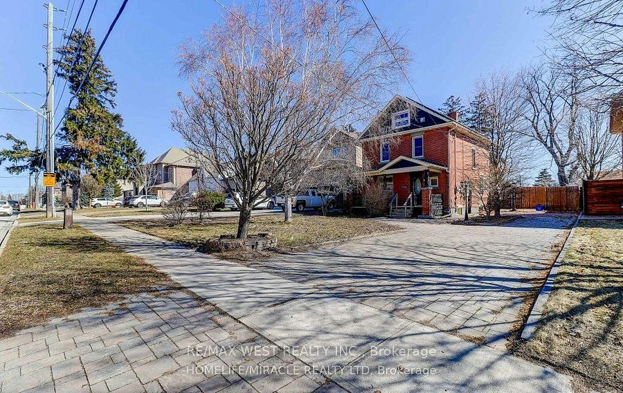 8243 Kipling Avenue, Vaughan, ON, L4L 2A5 - 2