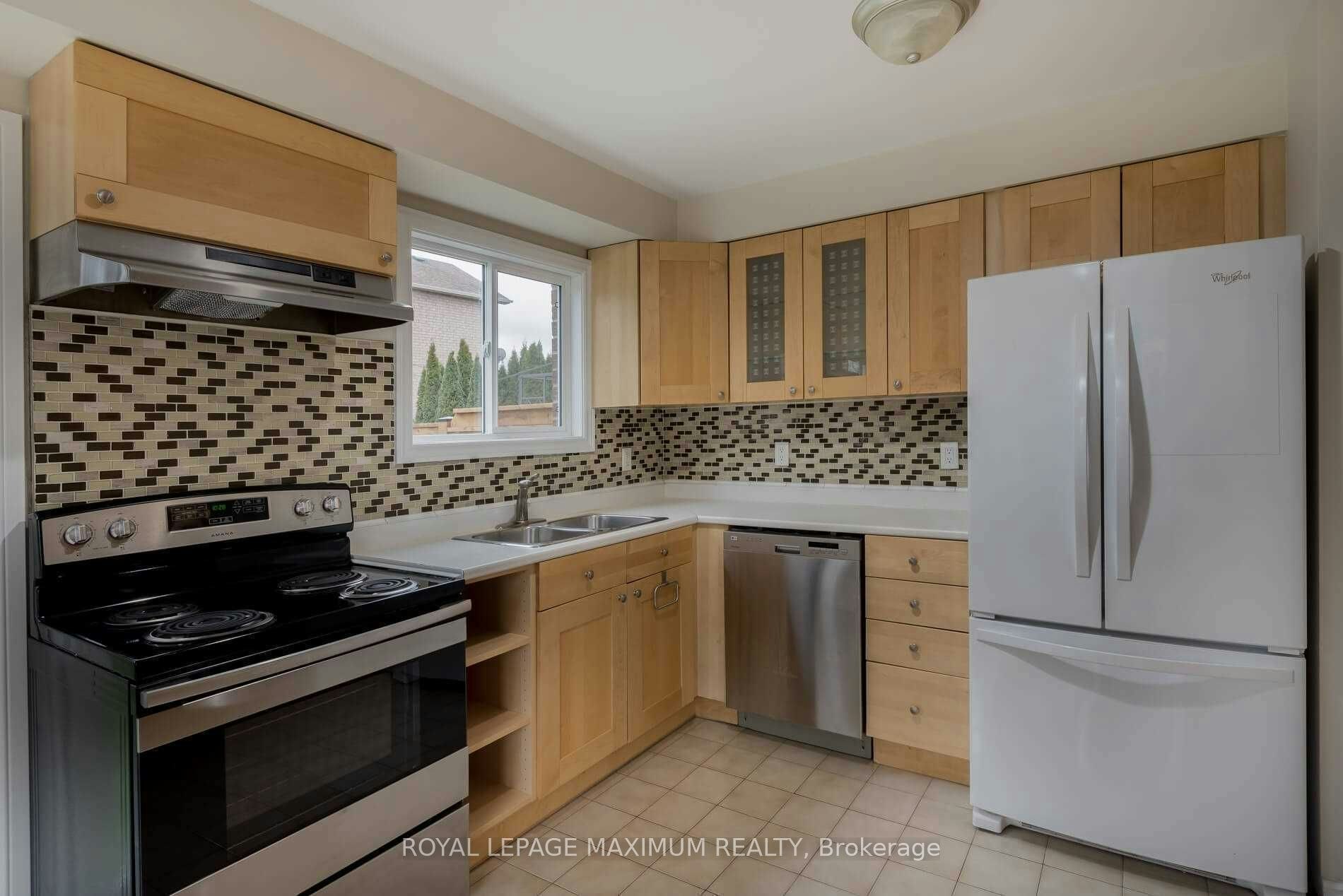 97 Coles Avenue, Vaughan, ON, L4L 1L8 - 13