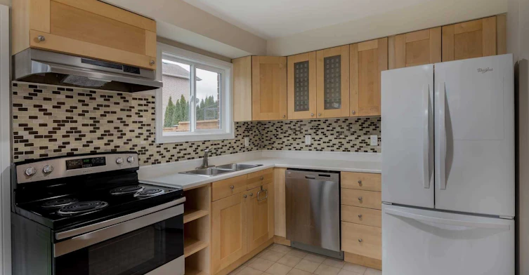 97 Coles Avenue, Vaughan, ON, L4L 1L8 - 13