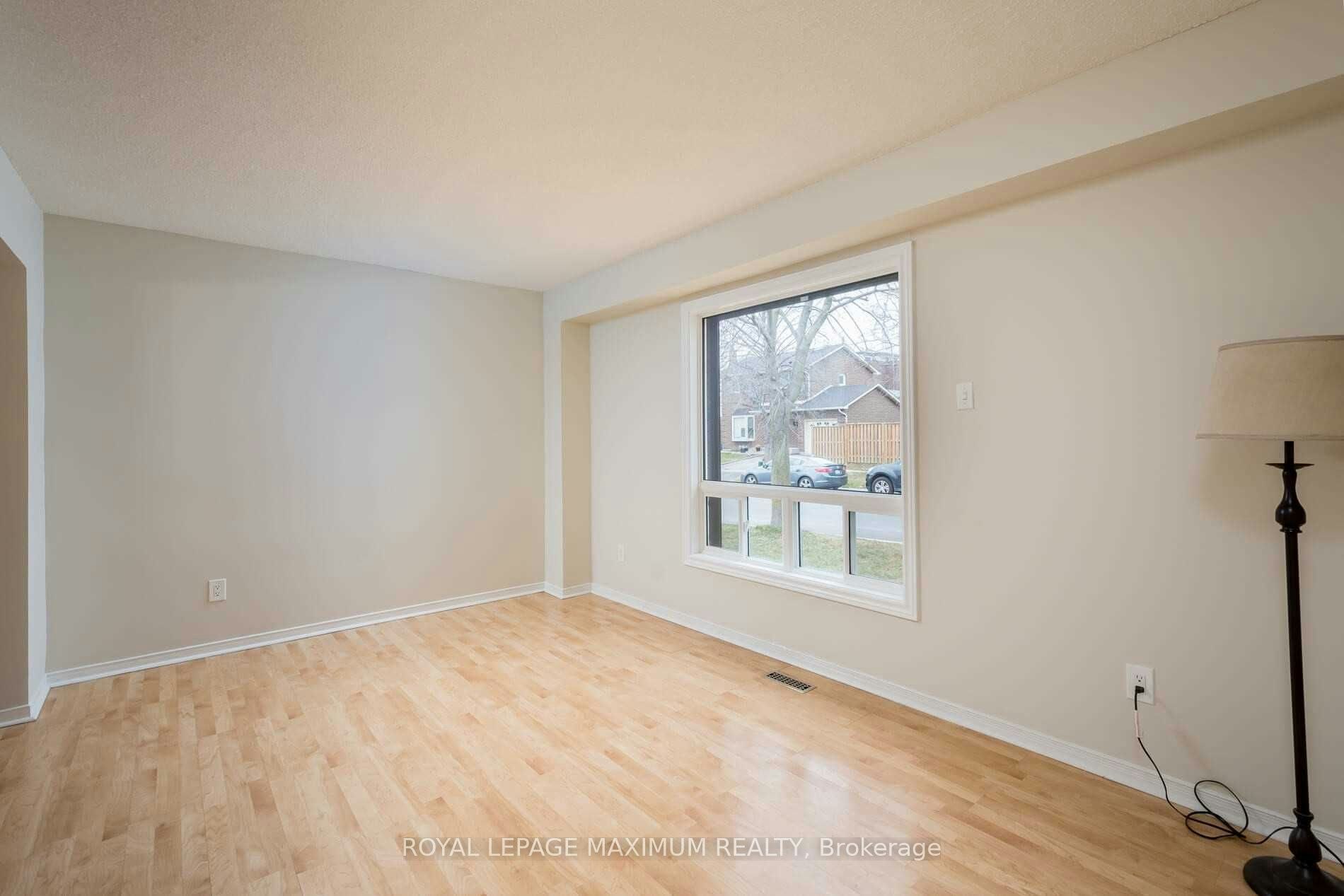 97 Coles Avenue, Vaughan, ON, L4L 1L8 - 9