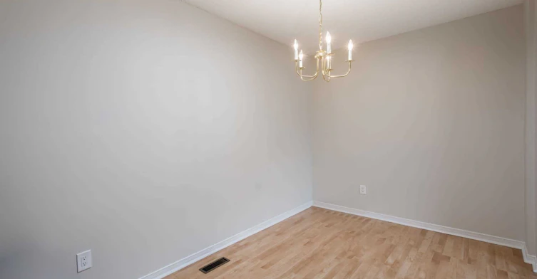 97 Coles Avenue, Vaughan, ON, L4L 1L8 - 11