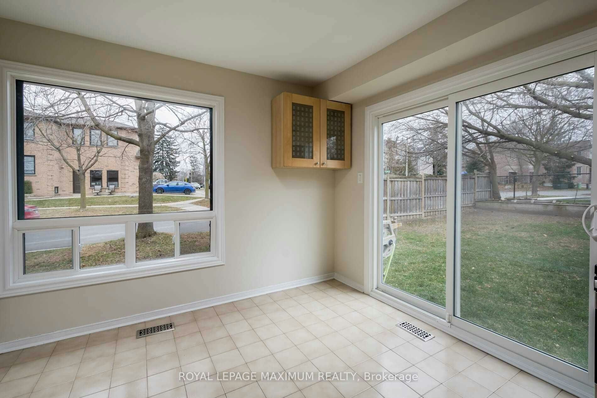 97 Coles Avenue, Vaughan, ON, L4L 1L8 - 17