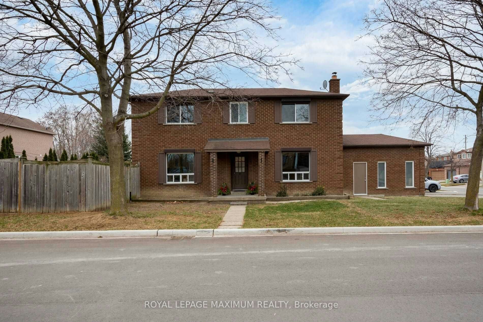 97 Coles Avenue, Vaughan, ON, L4L 1L8 - 2