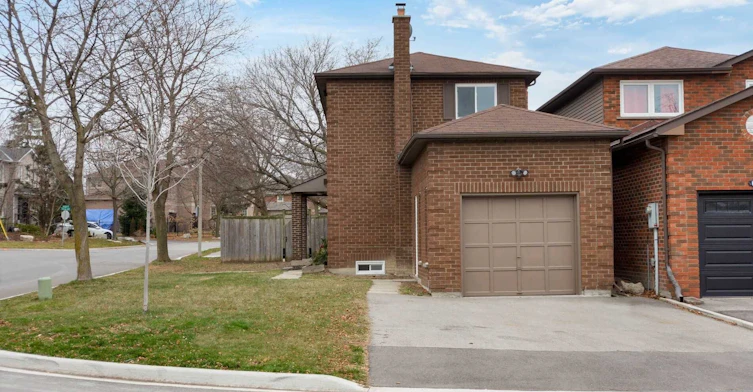 97 Coles Avenue, Vaughan, ON, L4L 1L8 - 3