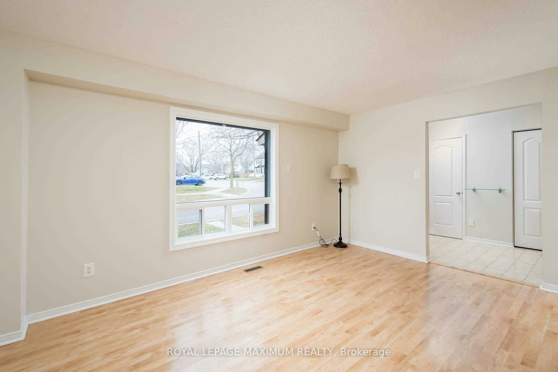 97 Coles Avenue, Vaughan, ON, L4L 1L8 - 8