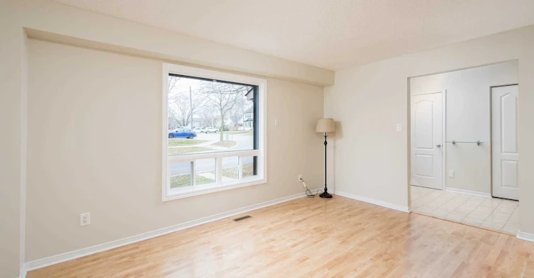 97 Coles Avenue, Vaughan, ON, L4L 1L8 - 8