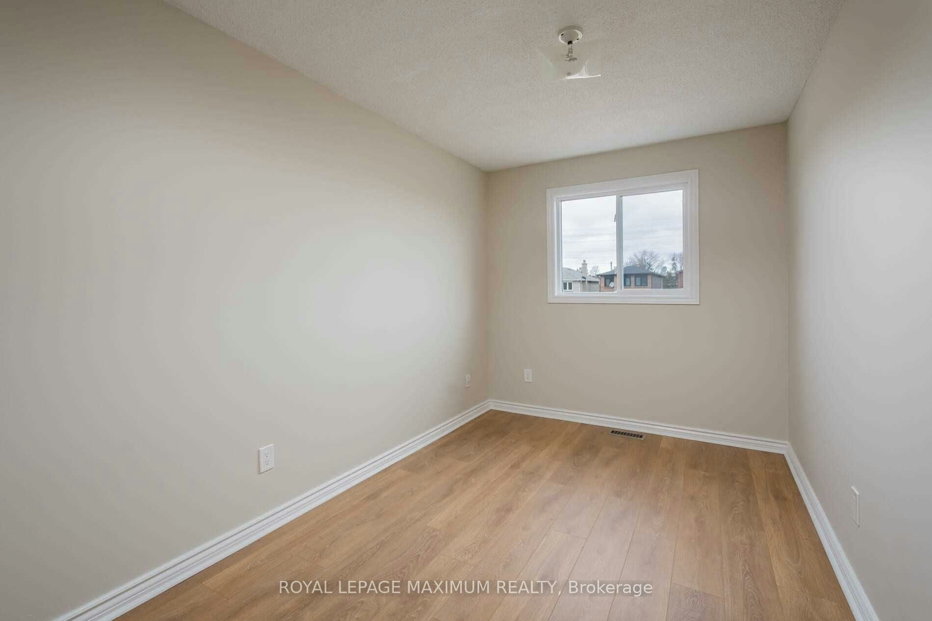 97 Coles Avenue, Vaughan, ON, L4L 1L8 - 25