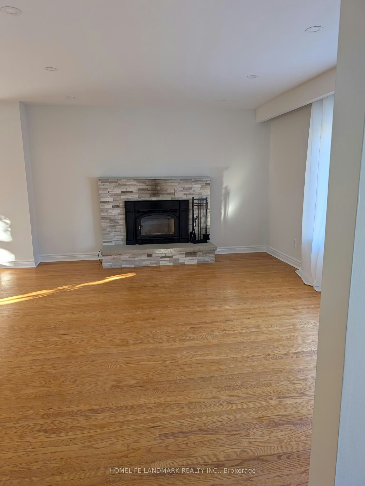 77 Parkway Avenue, Markham, ON, L3P 2H1 - 2