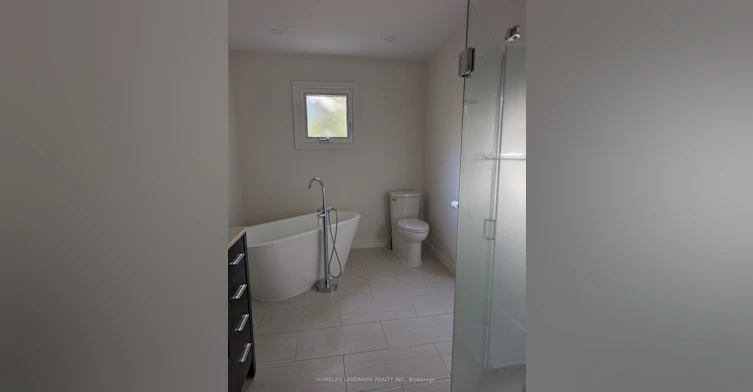 77 Parkway Avenue, Markham, ON, L3P 2H1 - 8