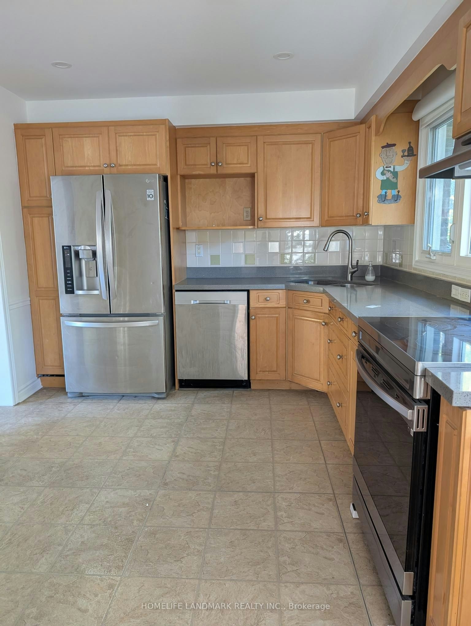 77 Parkway Avenue, Markham, ON, L3P 2H1 - 3