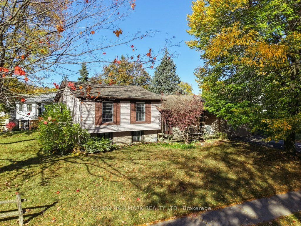 59 Mayvern Crescent, Richmond Hill, ON, L4C 5J6