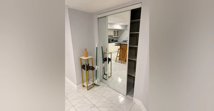 Lower-817 Norwick Road, Newmarket, ON, L3X 1K8 - 18