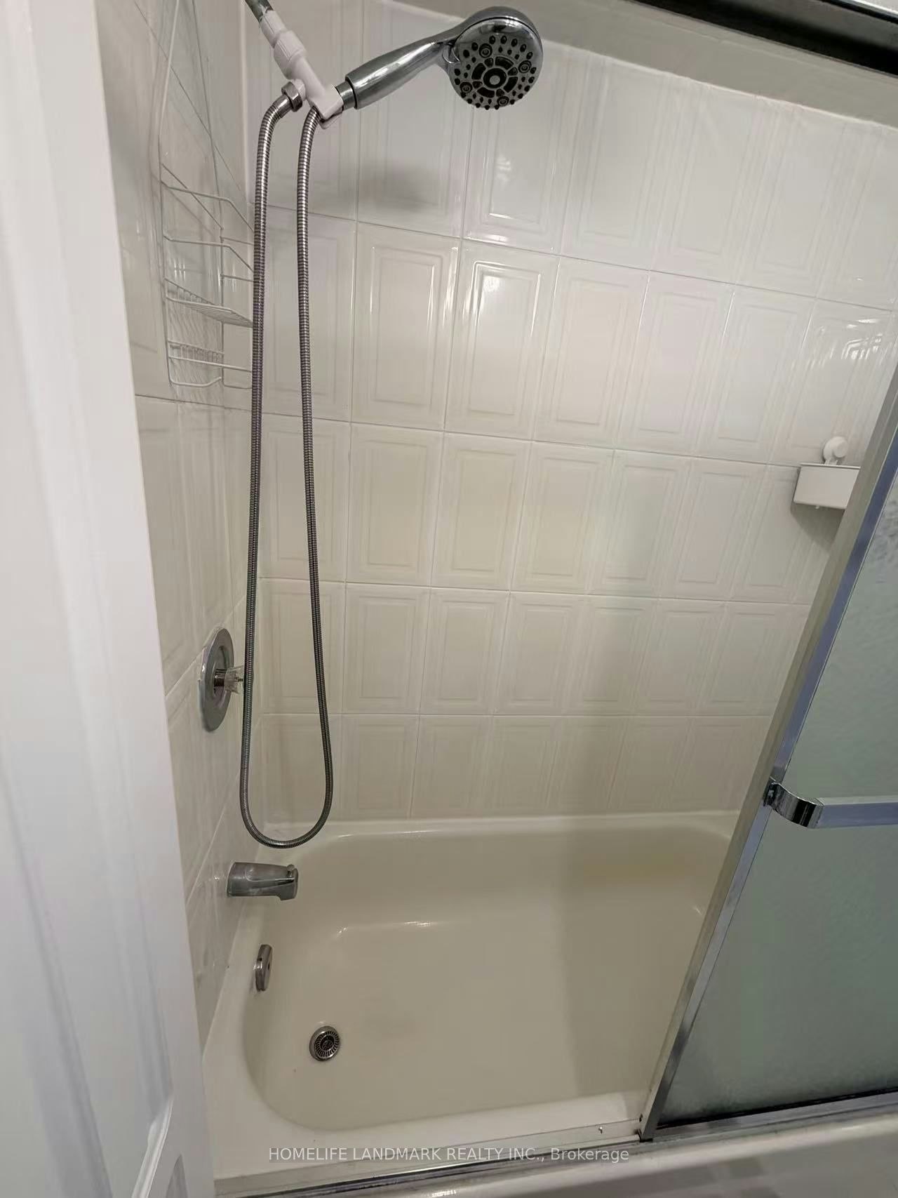 Lower-817 Norwick Road, Newmarket, ON, L3X 1K8 - 7