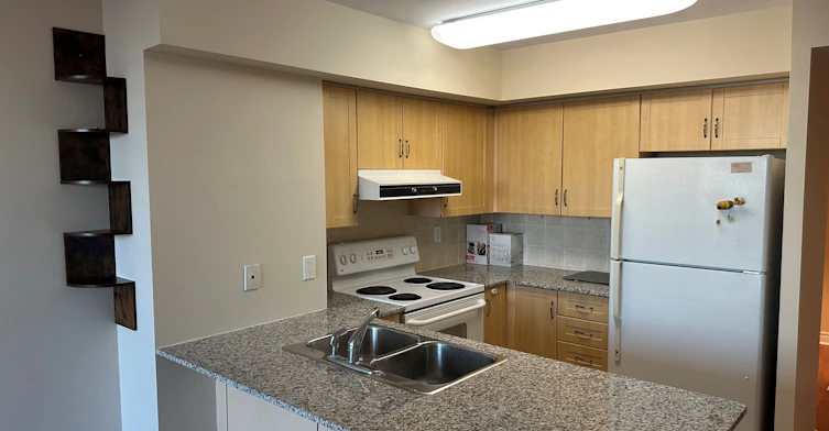 1207-50 Disera Drive, Vaughan, ON, L4J 9E9 - 5