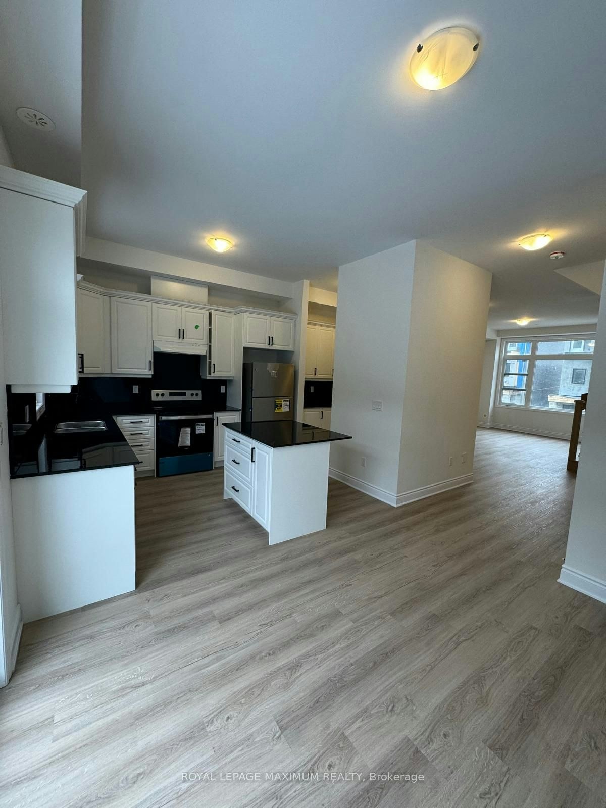 82 Paradox Street, Vaughan, ON, L4L 1A7 - 8