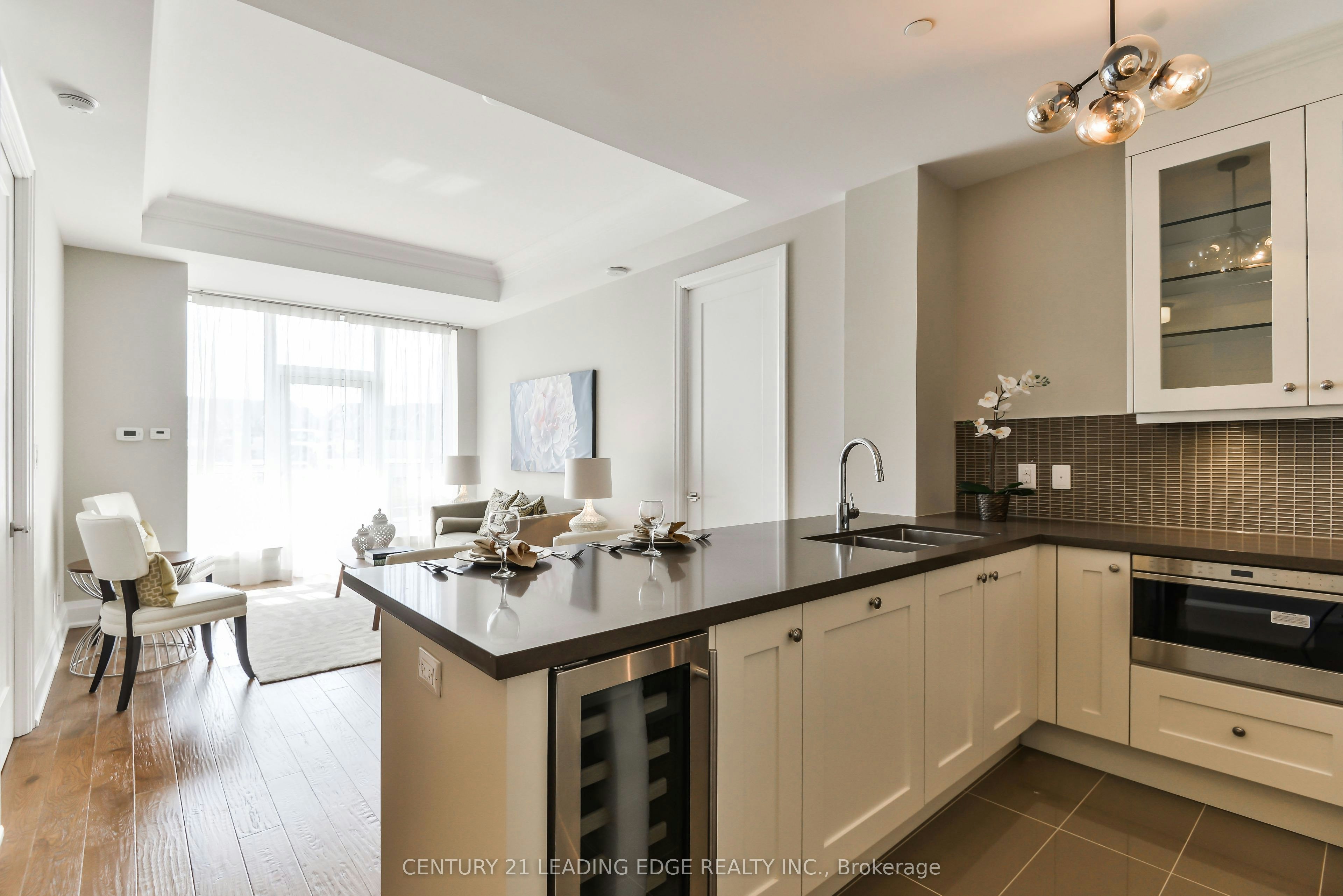 210-9 Stollery Pond Crescent, Markham, ON, L6C 0K1 - 7