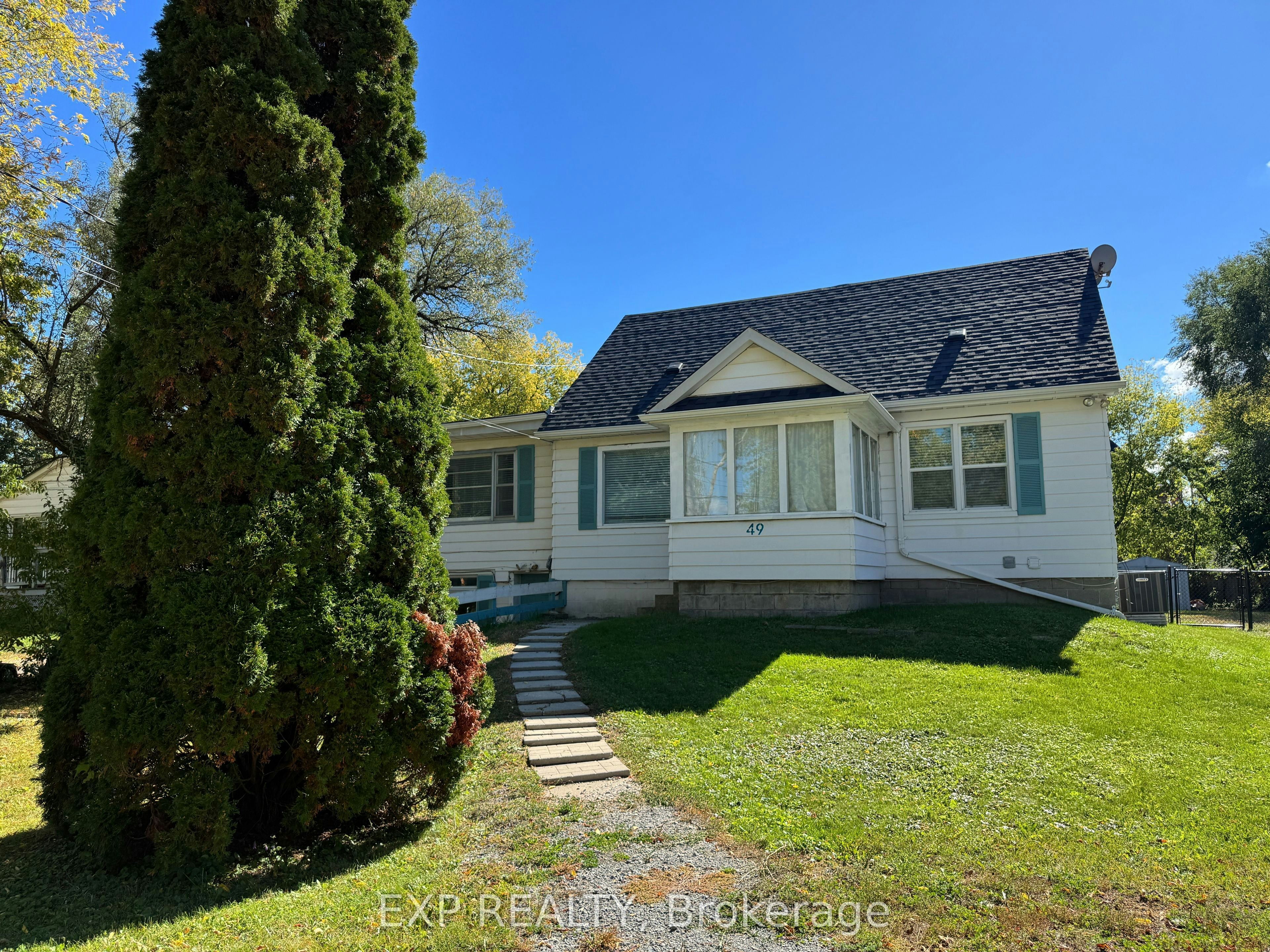 main & upper-49 Sunset Beach Road, Richmond Hill, ON, L4E 3G7