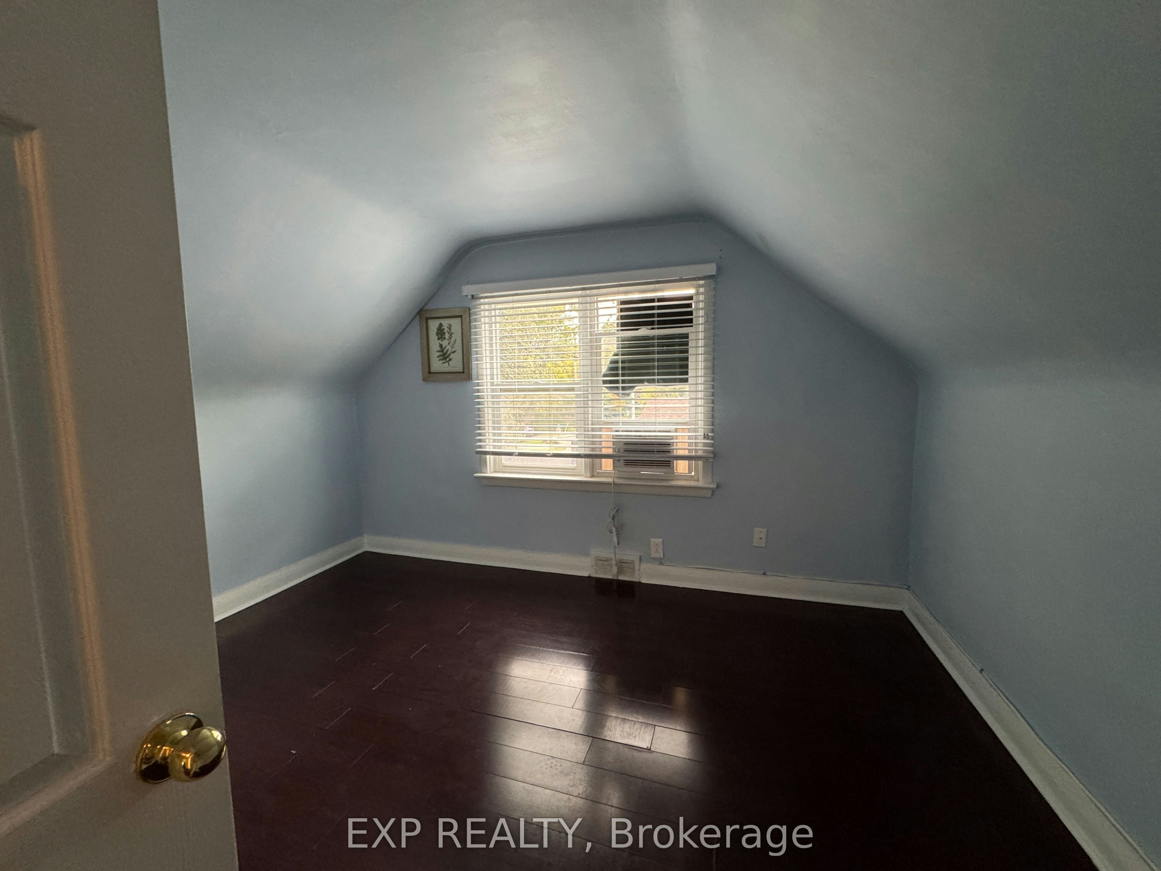 main & upper-49 Sunset Beach Road, Richmond Hill, ON, L4E 3G7 - 12