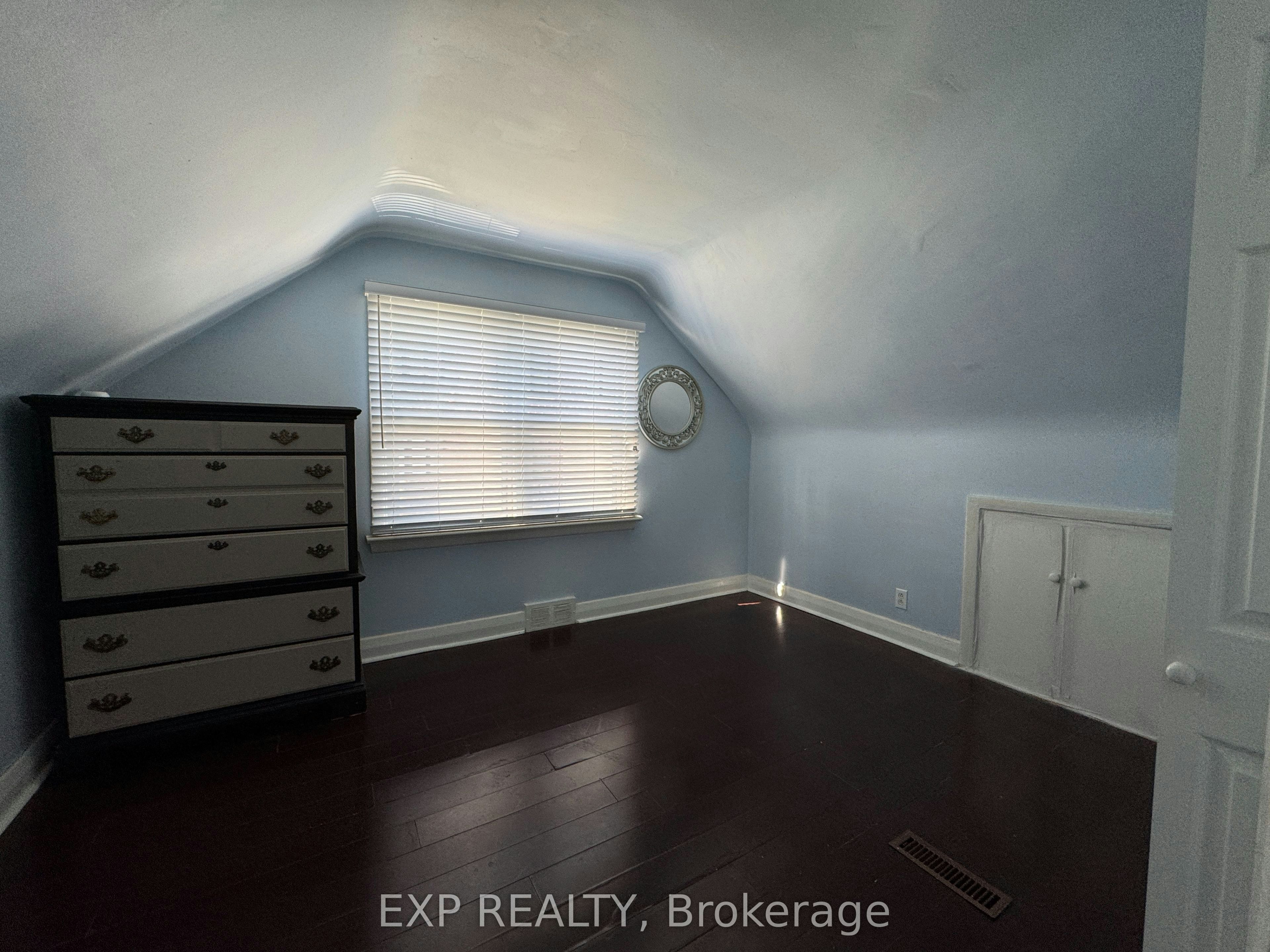 main & upper-49 Sunset Beach Road, Richmond Hill, ON, L4E 3G7 - 21
