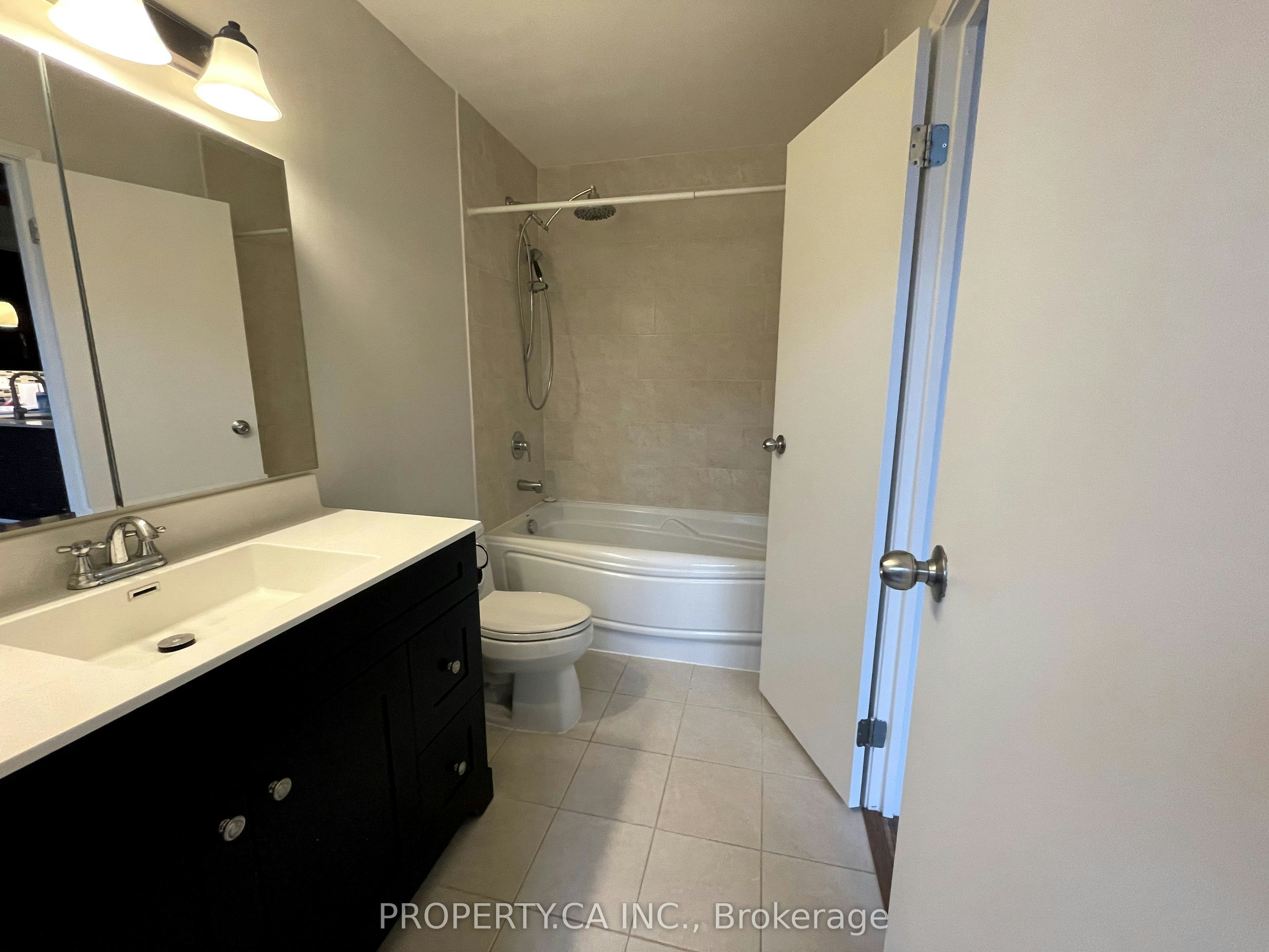 103-543 Timothy Street, Newmarket, ON, L3Y 1R1 - 6