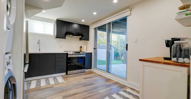 Bsmt-84 Whitburn Crescent, Vaughan, ON, L6A 1M7 - 10